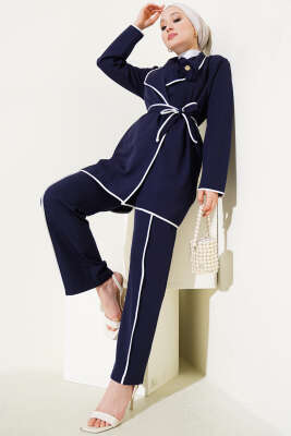 Çiçek Aksesuarlı Biyeli İkili Takım Lacivert - Thumbnail