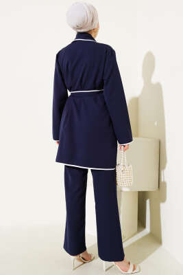 Çiçek Aksesuarlı Biyeli İkili Takım Lacivert - Thumbnail