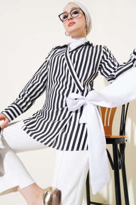 Yandan Bağlamalı Çizgili Kimono Siyah - Thumbnail