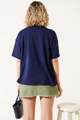 Önü Taş Süslemeli T-shirt Lacivert - Thumbnail