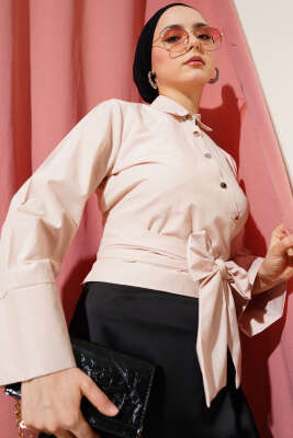 Pazarium - Yandan Bağlamalı Çapraz Düğmeli Kısa Gömlek Pudra