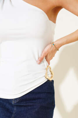 Tek Omuz Yan Tokalı Bluz Beyaz - Thumbnail