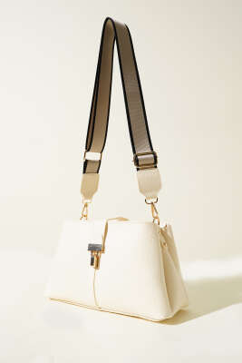 Baget Kilitli Kol Çantası Krem - Thumbnail