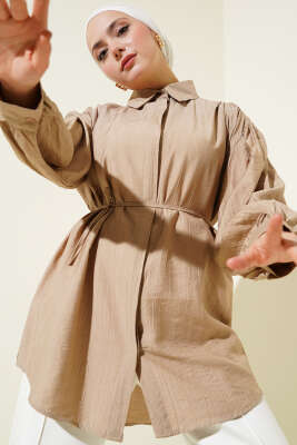 Gizli Düğmeli Balon Kol İp Kuşaklı Gömlek Latte - Thumbnail