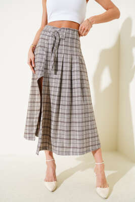 Yırtmaçlı Ekose Desenli Midi Etek Vizon - Thumbnail