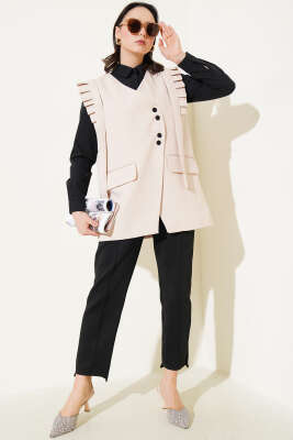 Omuz Pileli Cep Kapaklı Yelek Bej - Thumbnail