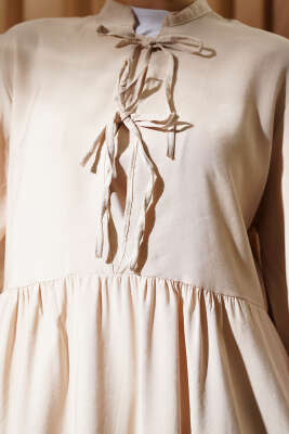 Yarım İp Bağcıklı Tensel Elbise Bej - Thumbnail