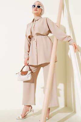 Pazarium - Pelerin Parçalı İp Kuşaklı İkili Takım Bej