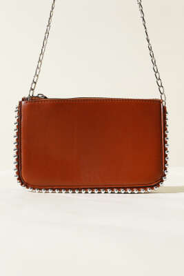 Zincir Askılı Zımbalı Çanta Taba - Thumbnail