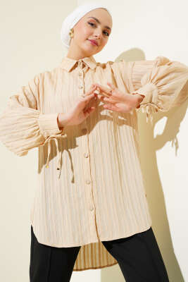 Pazarium - Manşet Bağcıklı Kabartma Çizgili Gömlek Bej