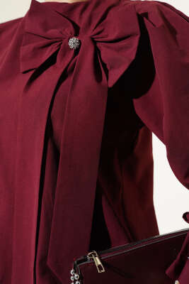 Yaka Fiyonk Aksesuarlı Bluz Bordo - Thumbnail