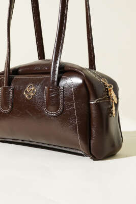 Uzun Kulplu Fermuarlı Rugan Çanta Kahve - Thumbnail