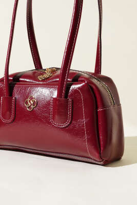 Uzun Kulplu Fermuarlı Rugan Çanta Bordo - Thumbnail