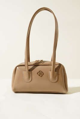 Uzun Kulplu Fermuarlı Rugan Çanta Bej - Thumbnail