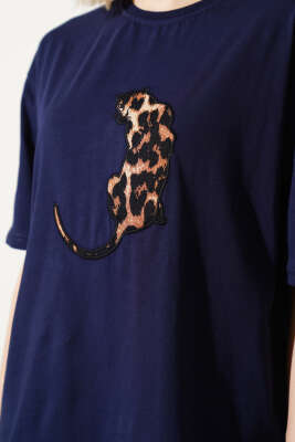 Leopar Baskılı Basic T-shirt Lacivert - Thumbnail