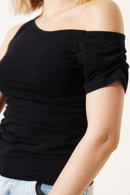Yan Büzgülü Tek Kol Bluz Siyah - Thumbnail