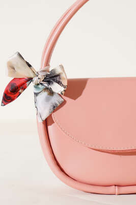 Fularlı Oval Kesim Çanta Pudra - Thumbnail