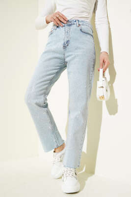 Taşlı Kesik Dar Paça Kot Pantolon Mavi - Thumbnail