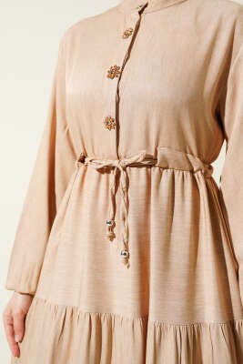 Hakim Yaka Yarım Düğmeli Elbise Latte - Thumbnail