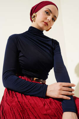 Balıkçı Yaka Yan Büzgülü Sandy Bluz Lacivert - Thumbnail