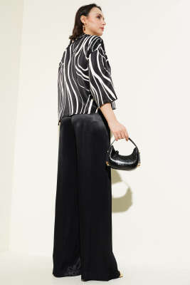 Desenli Kısa Gömlekli Saten İkili Takım Siyah - Thumbnail