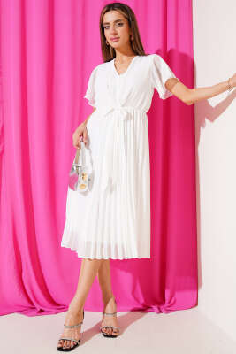 V Yaka Pileli Şifon Midi Elbise Beyaz - Thumbnail