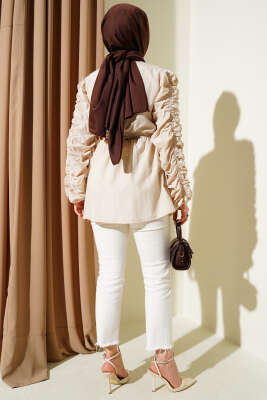 Büzgülü Fermuarlı Kuşaklı Ceket Bej - Thumbnail