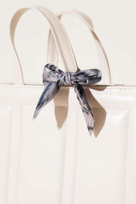 Dikiş Detaylı Fularlı Çanta Krem - Thumbnail