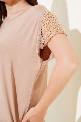 Kol Güpürlü T-shirt Latte - Thumbnail