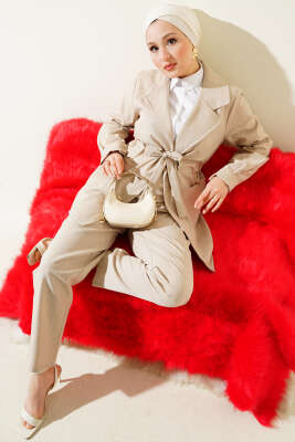 Pazarium - Çizgili Kruvaze Yaka Ceketli İkili Takım Bej