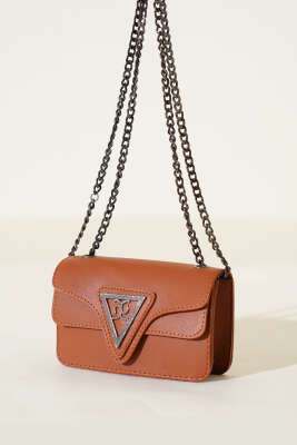 Üçgen Armalı Zincir Askılı Çanta Taba - Thumbnail