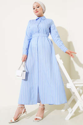 Pazarium - Boydan Düğmeli Kuşaklı Çizgili Elbise Buz Mavisi