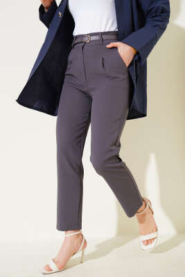 Kemerli Pileli Dar Paça Pantolon Füme - Thumbnail