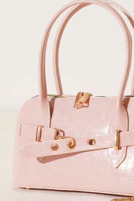 Kanca Detaylı Fermuarlı Rugan Çanta Pudra - Thumbnail