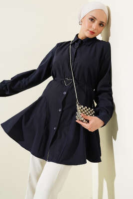 Pazarium - Kalp Tokalı Kuşaklı Gömlek Lacivert