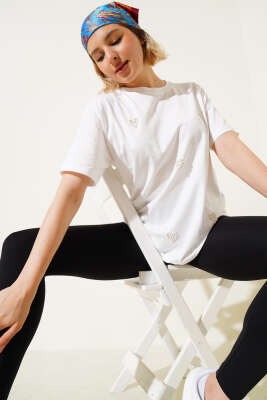 Pazarium - Kalp İncili T-shirt Ekru