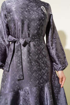 Desenli Fırfır Volanlı Jakar Elbise Füme - Thumbnail