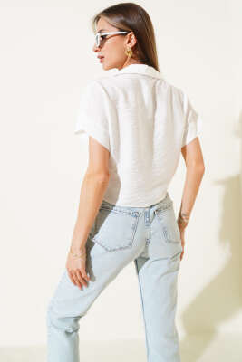 Pullu Göz Nakışlı Bağlamalı Gömlek Ekru - Thumbnail