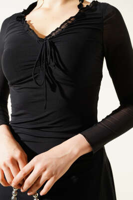 V Yaka Tül Elbise Siyah - Thumbnail