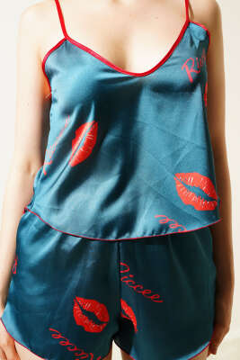 Dudaklı Askılı Saten Pijama Takım Zümrüt - Thumbnail