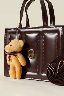 Ayıcıklı Dikişli Kare Çanta Acı Kahve - Thumbnail