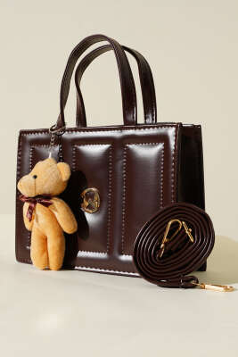 Ayıcıklı Dikişli Kare Çanta Acı Kahve - Thumbnail