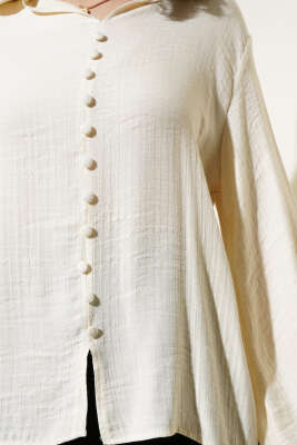 Bebe Yaka Düğme Detaylı Gofre Bluz Ekru - Thumbnail