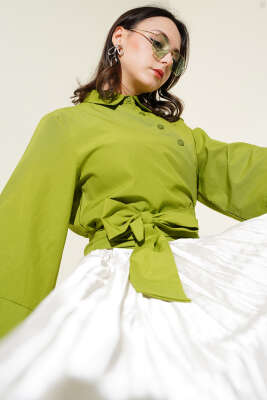 Pazarium - Düğmeli Yan Bağlamalı Kısa Gömlek Fıstık Yeşili