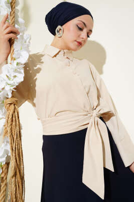 Pazarium - Düğmeli Yan Bağlamalı Kısa Gömlek Bej