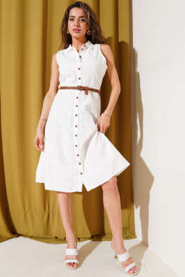 Boydan Düğemli Kemerli Brode Elbise Beyaz - Thumbnail