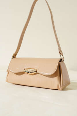 Mıknatıs Kapaklı Rugan Çanta Latte - Thumbnail