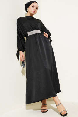 Pazarium - Beli Lastikli Yarasa Kol Saten Elbise Siyah