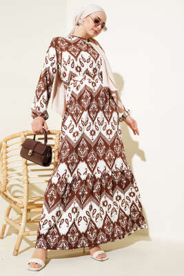 Pazarium - Kuşaklı Bel Lastikli Desenli Bürümcük Elbise Kahve