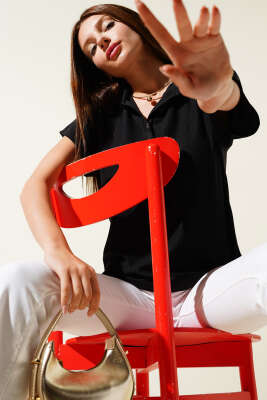 Pazarium - Yaka Düğmeli T-shirt Siyah